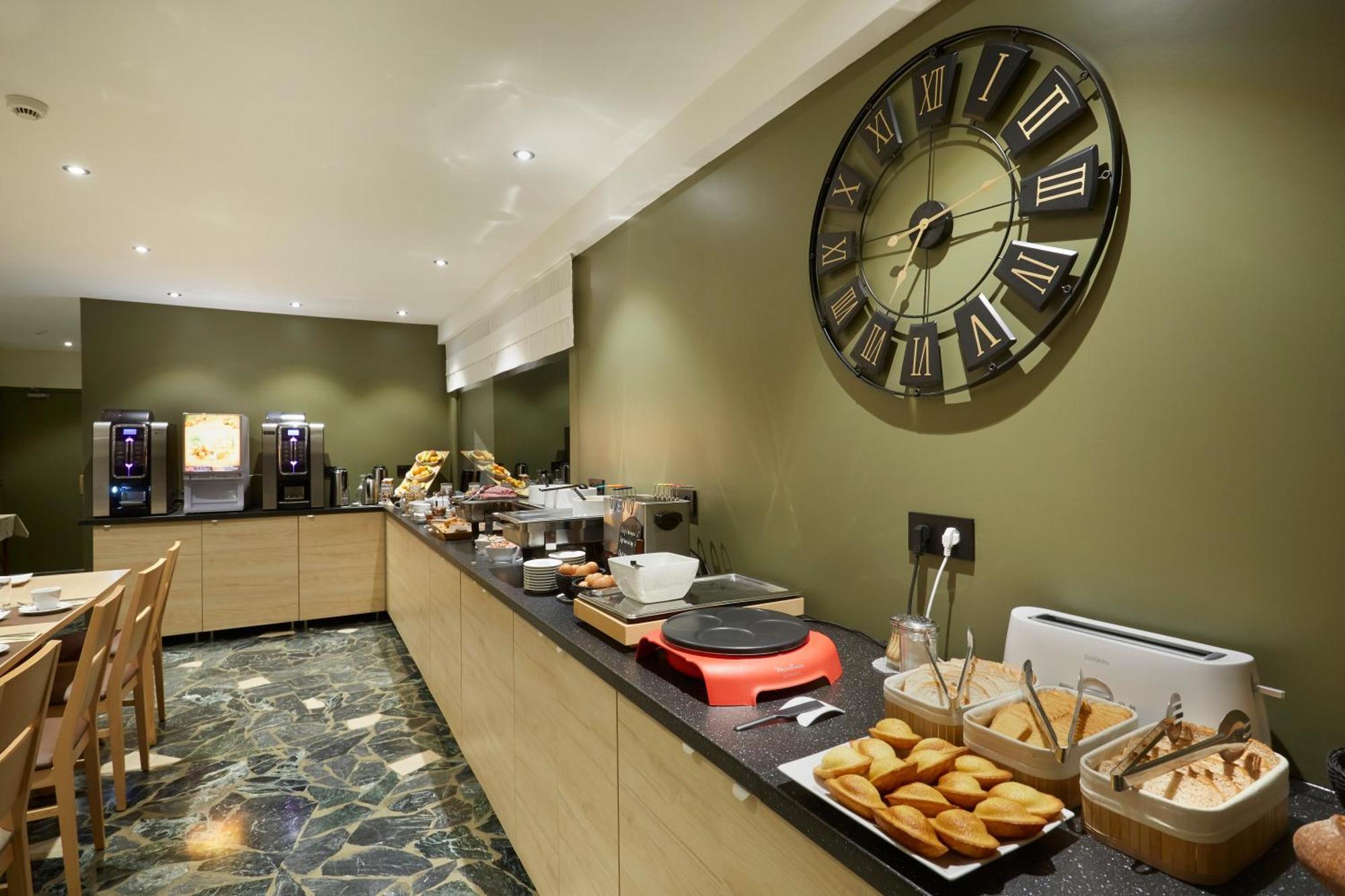 Hotel Eliova L'Eau Vive ชาแตล ภายนอก รูปภาพ
