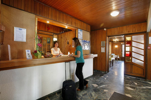 Hotel Eliova L'Eau Vive ชาแตล ภายนอก รูปภาพ